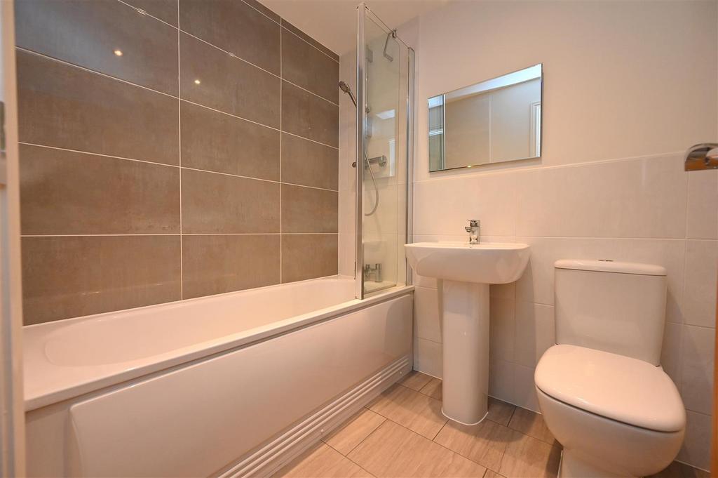 Bathroom.JPG