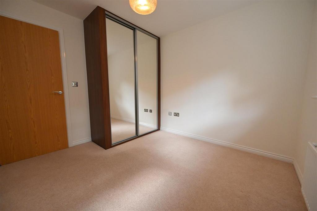 Bedroom3.1.JPG