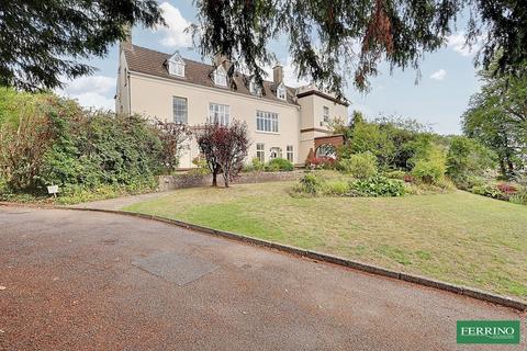1 bedroom flat for sale, Apartment in Village Setting, Unlawater Lane, Newnham, Gloucestershire. GL14 1BJ