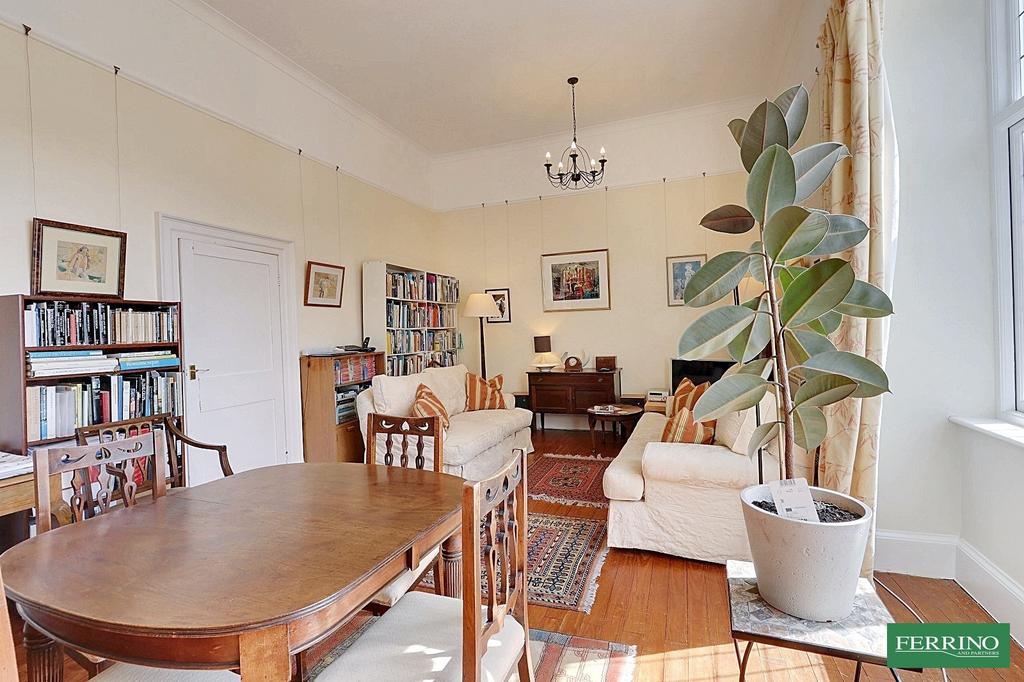 Sitting/Dining Room