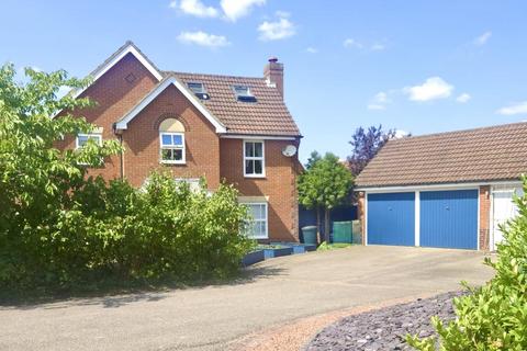 5 bedroom detached house for sale, Hengistbury Lane, Tattenhoe, Milton Keynes