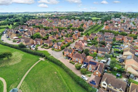 5 bedroom detached house for sale, Hengistbury Lane, Tattenhoe, Milton Keynes
