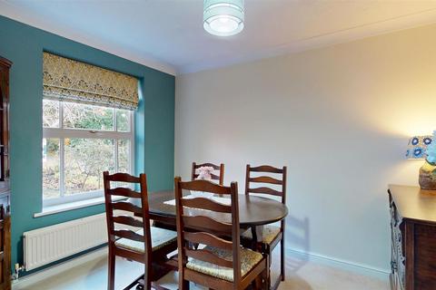 5 bedroom detached house for sale, Hengistbury Lane, Milton Keynes MK4