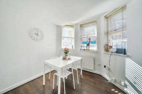 3 bedroom flat for sale, Sunnyhill Road, Streatham, London, SW16