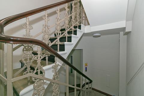 2 bedroom flat for sale, New Cavendish Street, Highwood House, W1W