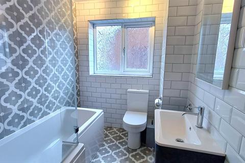 4 bedroom detached house to rent, Airedale Avenue, Tickhill, Doncaster