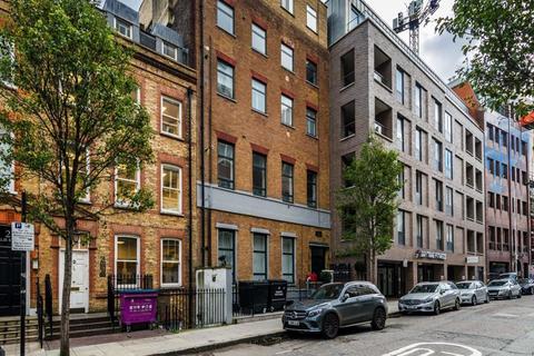 undefined, Alie Street, Aldgate, London, E1