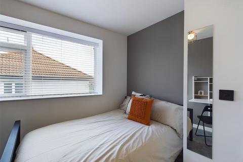 undefined, Gloucester Road, Bristol BS34