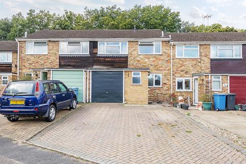 14 Baileys Close, Blackwater, Camberley, GU17 0AT
