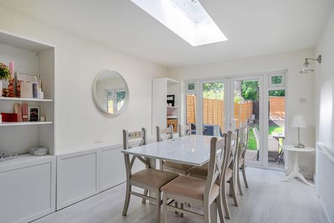 14 Baileys Close, Blackwater, Camberley, GU17 0AT