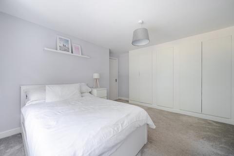 14 Baileys Close, Blackwater, Camberley, GU17 0AT
