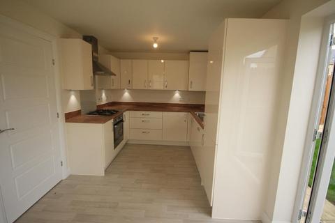 3 bedroom detached house to rent, Hackworth Close, Silsden