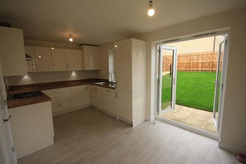 3 bedroom detached house to rent, Hackworth Close, Silsden