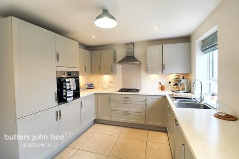 4 bedroom detached house for sale, Medlock Street, Northwich