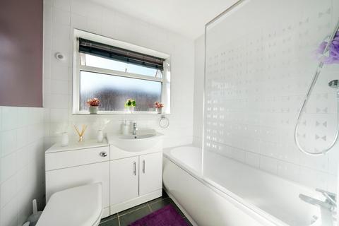 2 bedroom maisonette for sale, Ivy Gardens, Mitcham, CR4
