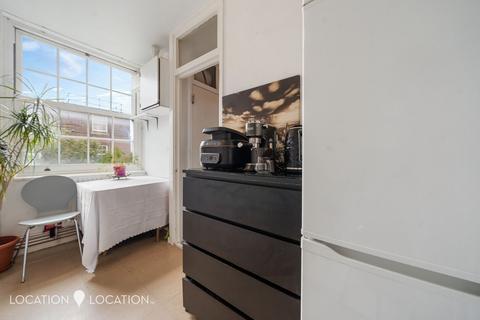 undefined, Ericson House, Guinness Trust, Stamford Hill, N16