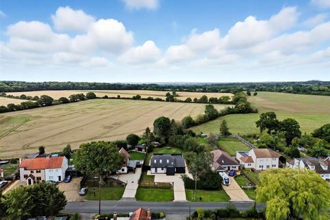 5 bedroom detached house for sale, Chelmsford Road, Blackmore, Ingatestone