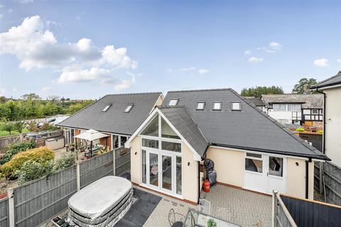 2 bedroom detached bungalow for sale, Graftonbury, Grafton Lane, Hereford