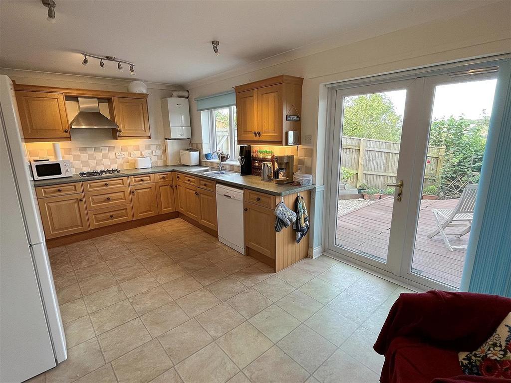 Kitchen Breakfast Room.jpg