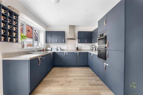 4 bedroom house for sale, Oriel Meadows, Evesham WR11