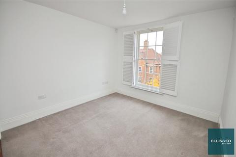 undefined, Ashridge Close, Finchley, N3