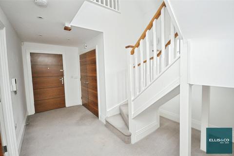 2 bedroom apartment for sale, Ashridge Close, Finchley, N3