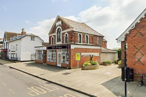 undefined, High Street, Burnham-On-Crouch