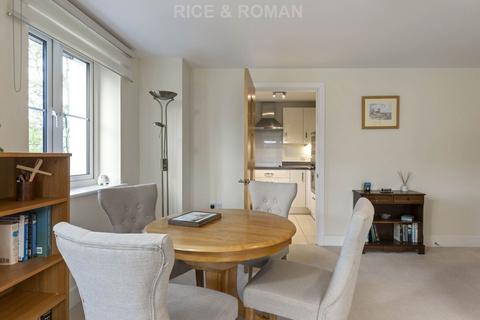 2 bedroom retirement property for sale, Wellington Road, Wokingham RG40