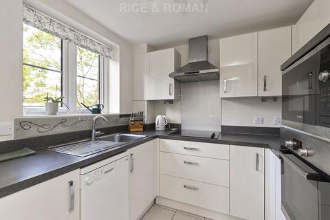 2 bedroom retirement property for sale, Wellington Road, Wokingham RG40