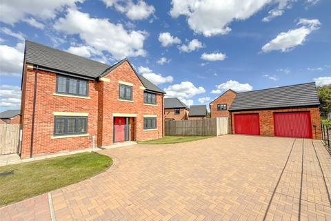 Hodgson Close, Callerton, Newcastle Upon Tyne, NE5