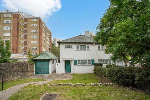 Violet Lane, Croydon, CR0
