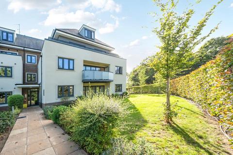 undefined, Maidenhead,  Taplow,  SL6