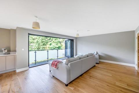 undefined, Maidenhead,  Taplow,  SL6