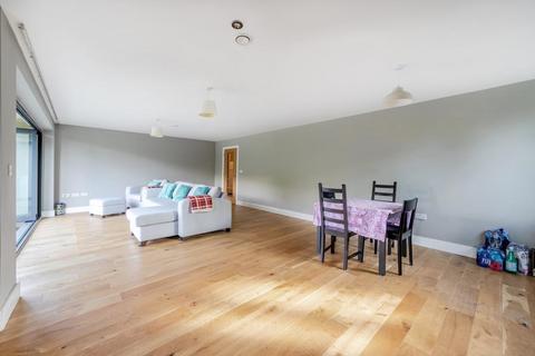 undefined, Maidenhead,  Taplow,  SL6