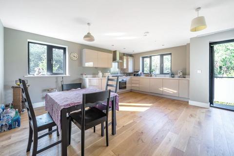 undefined, Maidenhead,  Taplow,  SL6