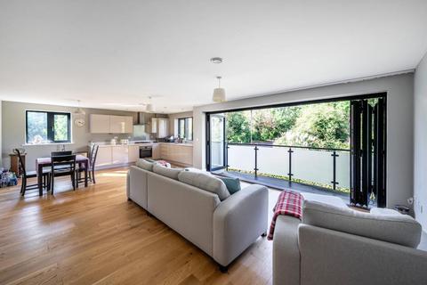undefined, Maidenhead,  Taplow,  SL6
