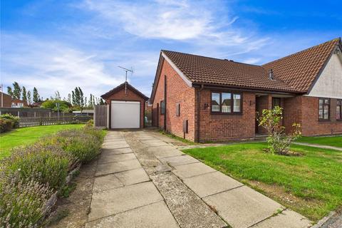 2 bedroom bungalow for sale, Lea Close, Braintree, Essex, CM7