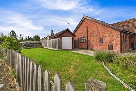 2 bedroom bungalow for sale, Lea Close, Braintree, Essex, CM7