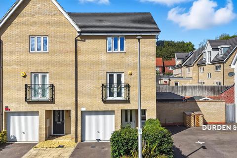 undefined, Five Oaks Lane, Chigwell, IG7
