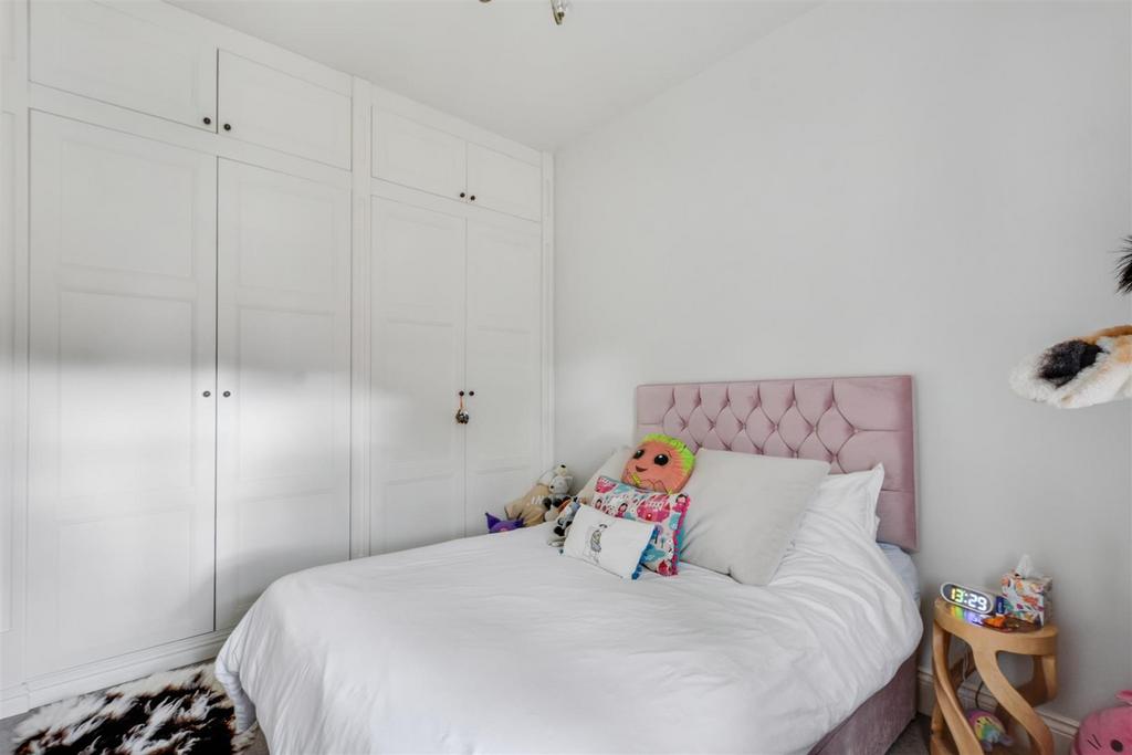 Bedroom 2 3.jpeg