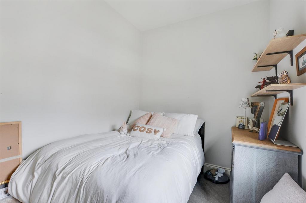 Bedroom 3 2.jpeg