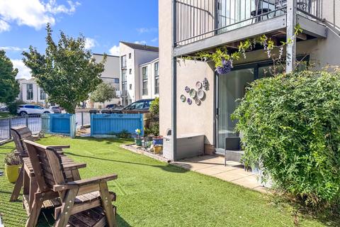 2 bedroom apartment for sale, Pennant Place, Portishead, Bristol, Somerset, BS20