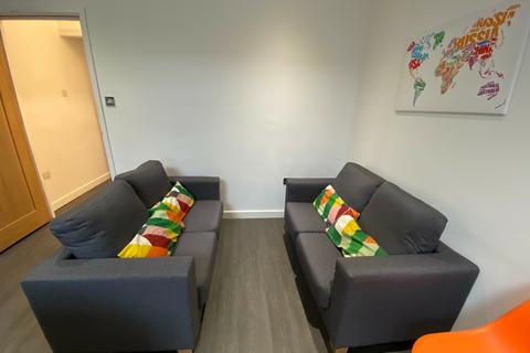 4 bedroom terraced house for sale, Dunkirk, Nottingham NG7