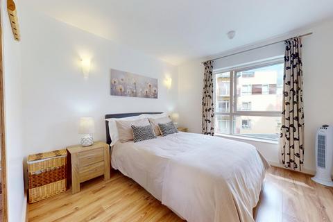 2 bedroom apartment for sale, West Parkside, London, SE10