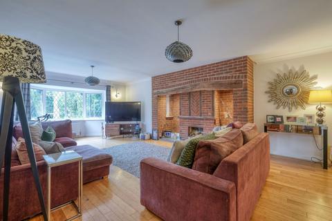 undefined, Dickens Heath Road, Shirley, B90