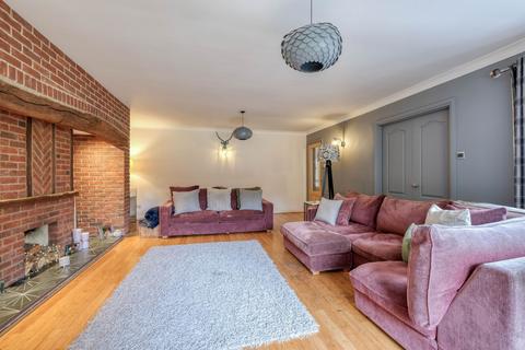 undefined, Dickens Heath Road, Shirley, B90