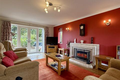 4 bedroom detached house for sale, Whitecross Road, Hereford