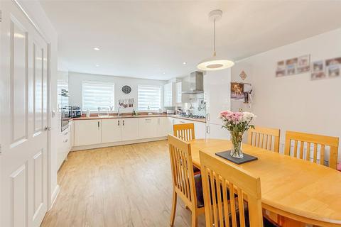 4 bedroom detached house for sale, Banks Gardens, Littlehampton, West Sussex