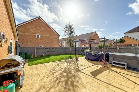 4 bedroom detached house for sale, Banks Gardens, Littlehampton, West Sussex