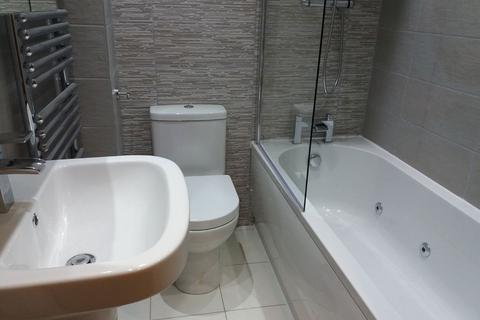 undefined, London Road GOLD SUB, Waterlooville PO8